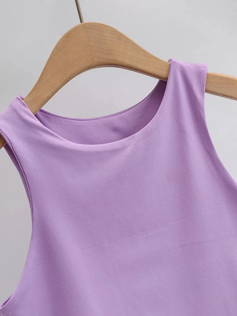 Sleeveless Summer Crop Top — Image 17