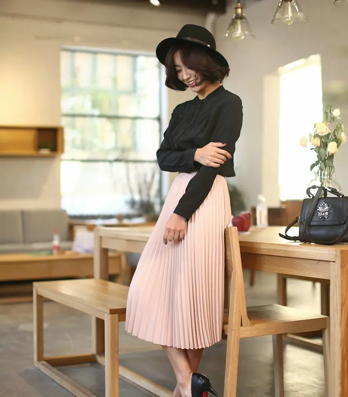 Solid High-Waisted Pleated Skirt — Image 11