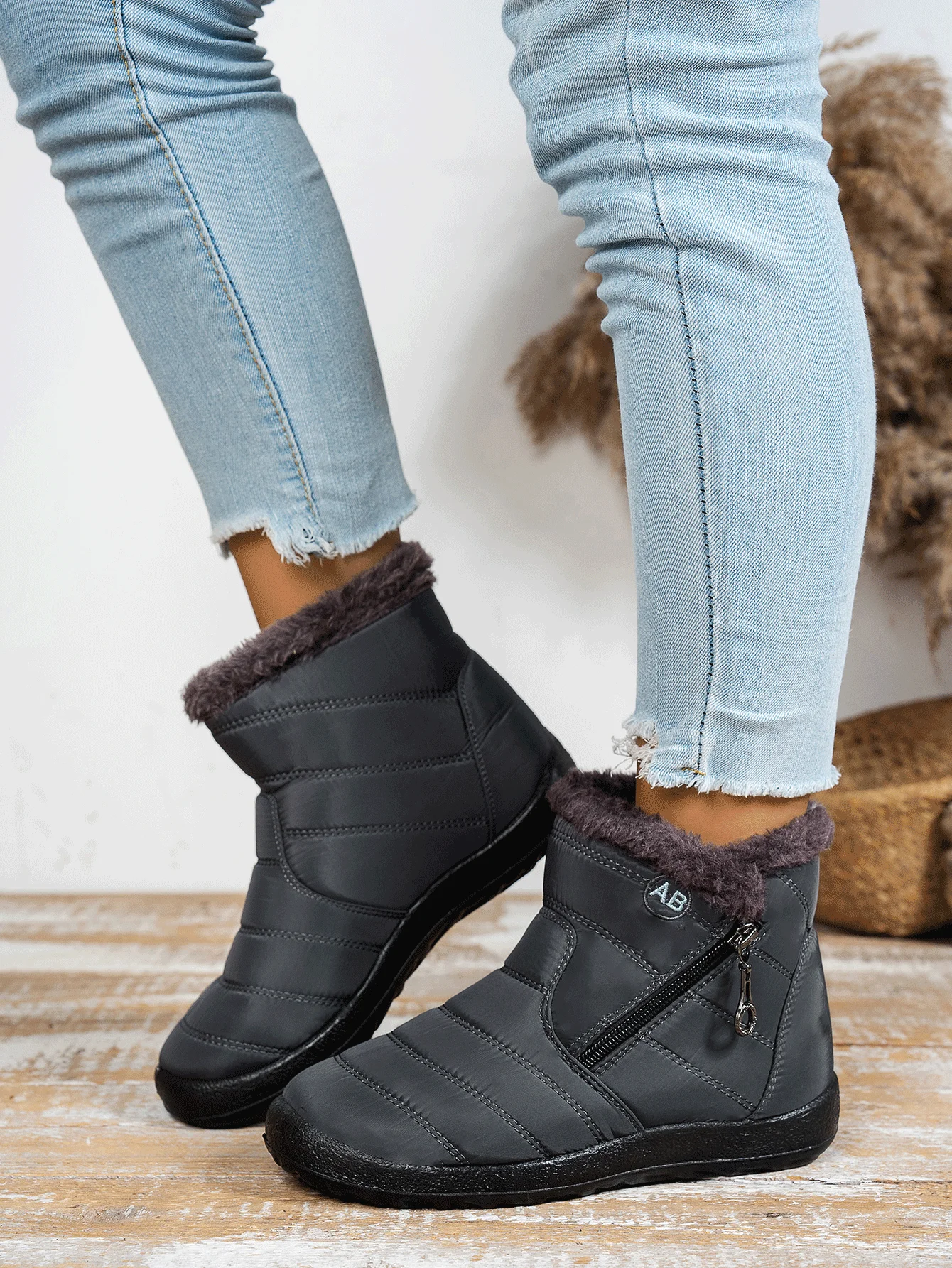 Padded Warm Solid Boots — Image 14