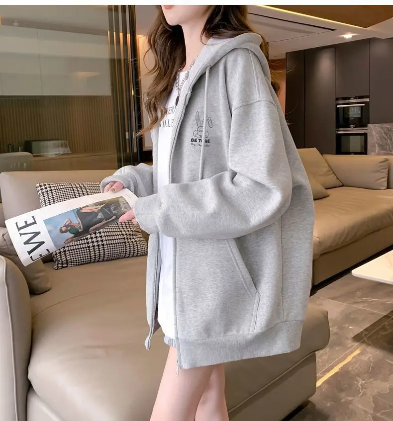 Sporty Hoodie with Zipper — Image 18