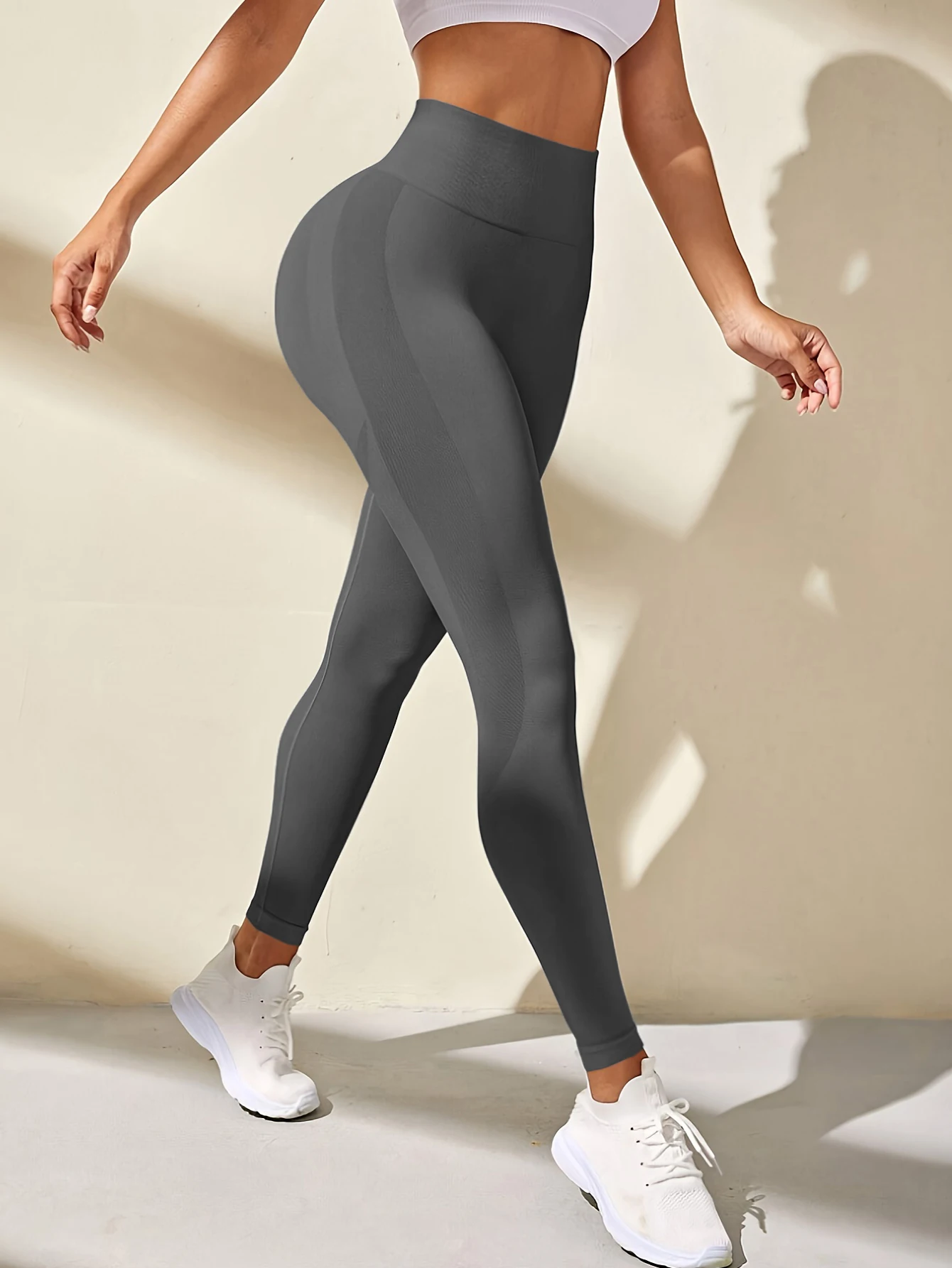 Seamless Butt-Lifting High-Waisted Yoga Athletic Pants — Image 3