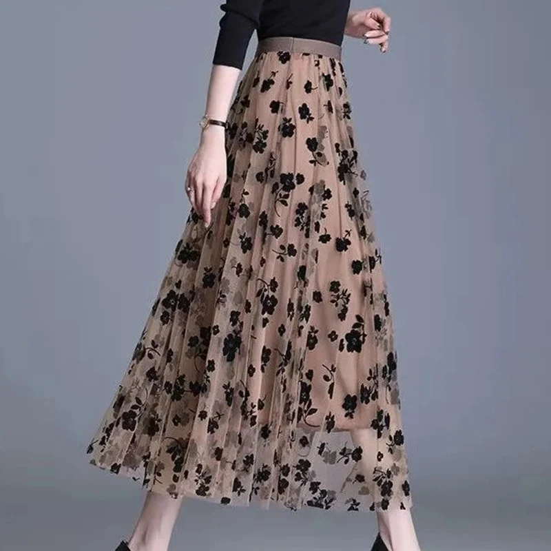 Korean-Style Loose Floral Skirt — Image 12