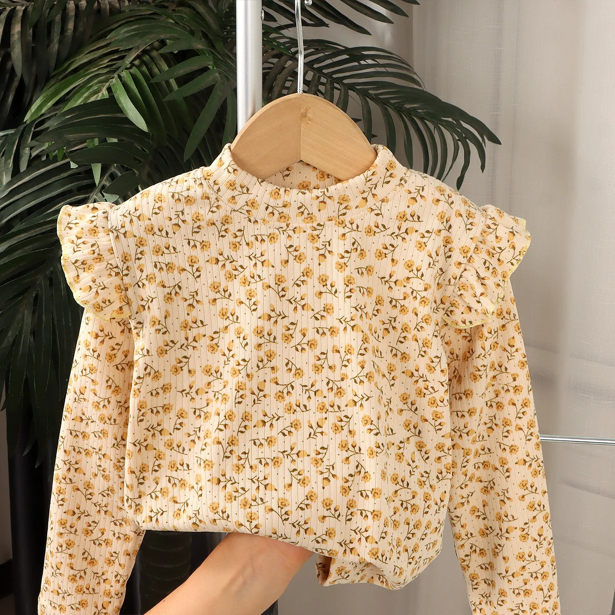 Beige Floral