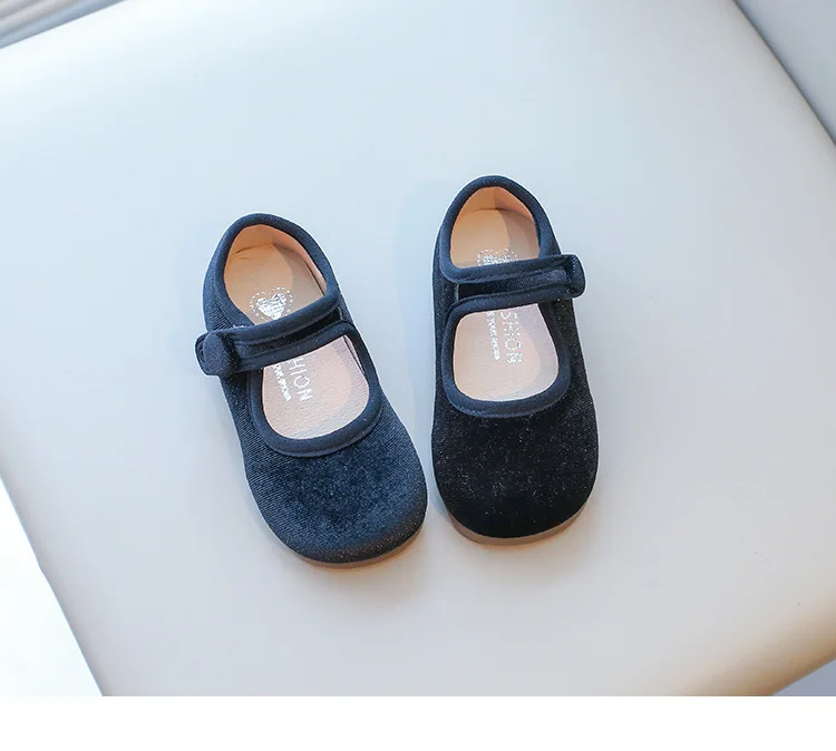 Girls' Casual Solid Autumn Flats — Image 10