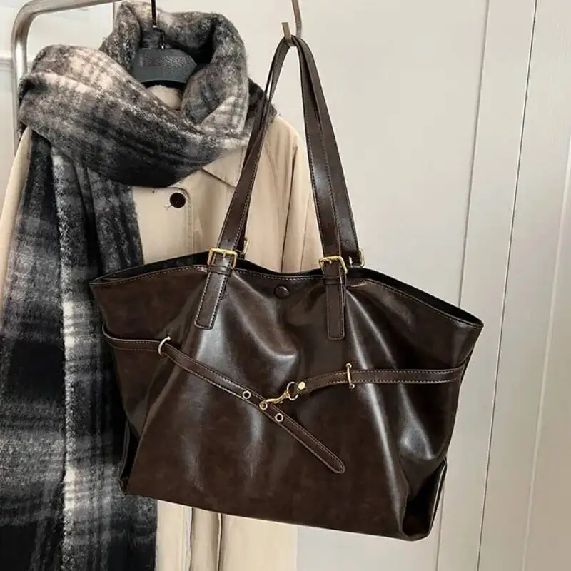 Vintage Large-Capacity Metal Tote Bag with Buckle — Image 17