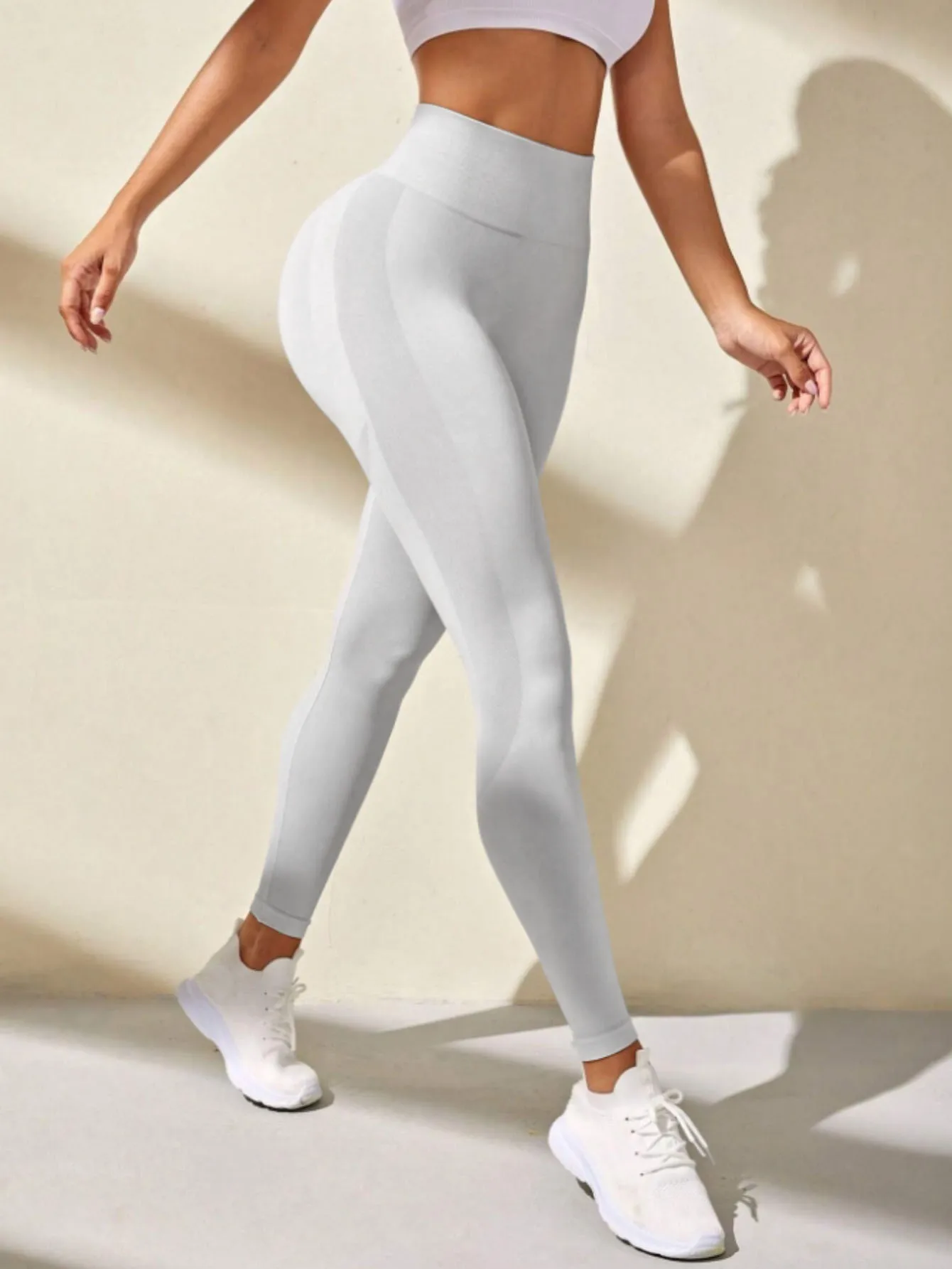 Seamless Butt-Lifting High-Waisted Yoga Athletic Pants — Image 7