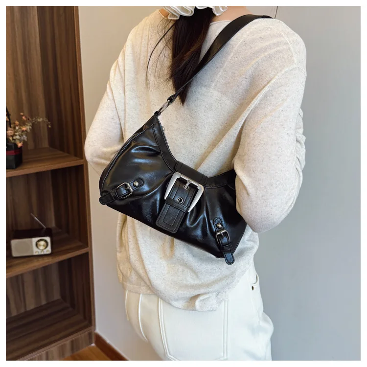 Retro Large-Capacity Pleated Bag — Image 18