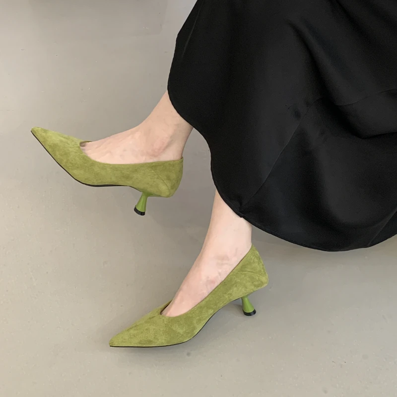 Elegant Pointed-Toe High-Heel Shoes — Image 11