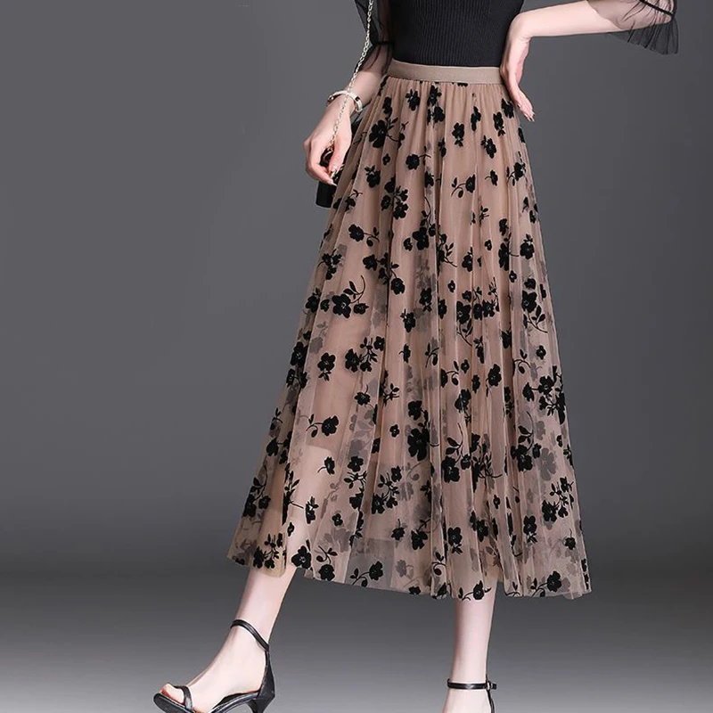Korean-Style Loose Floral Skirt — Image 10