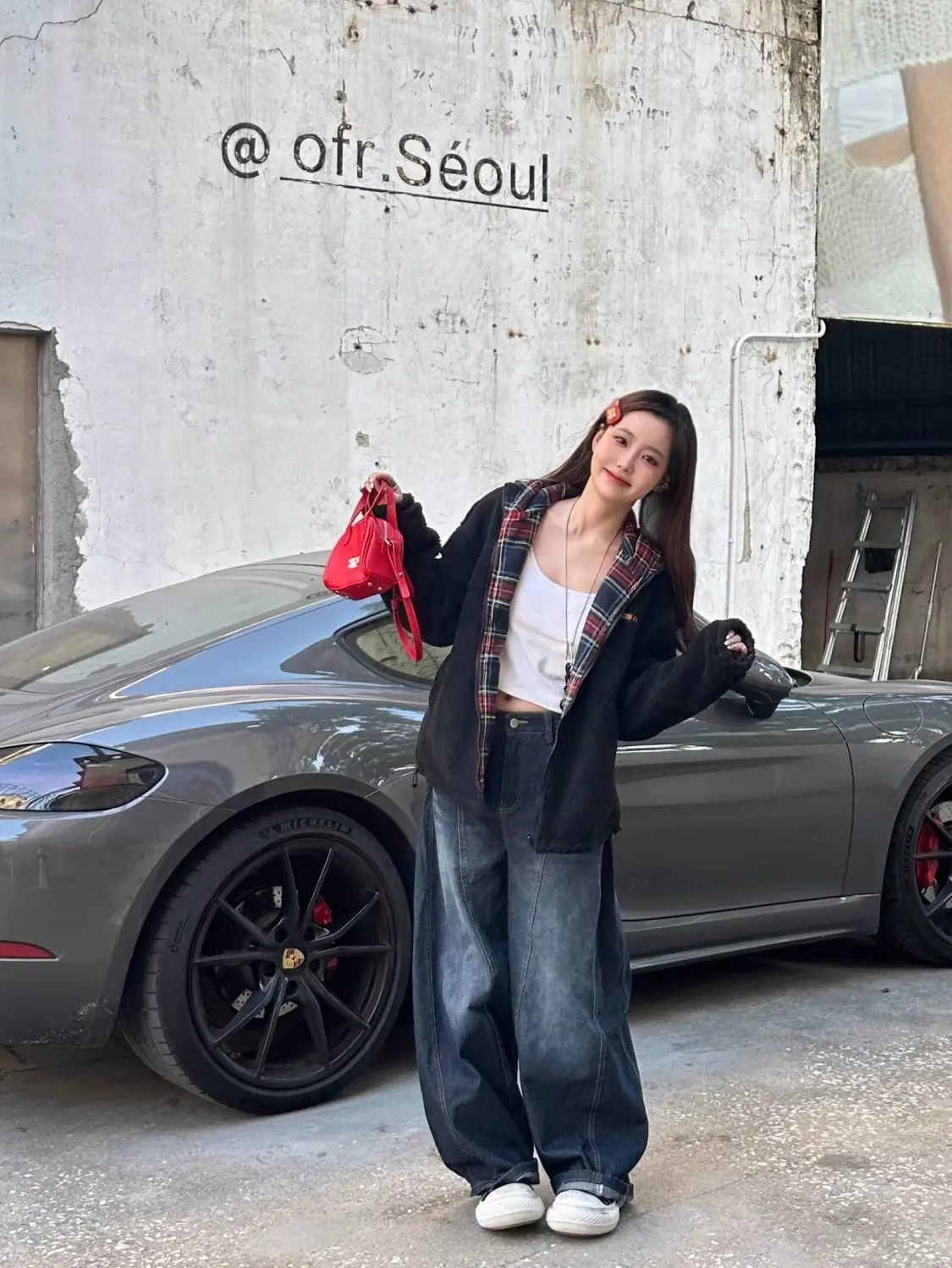 جينز مطرّز — صورة 12