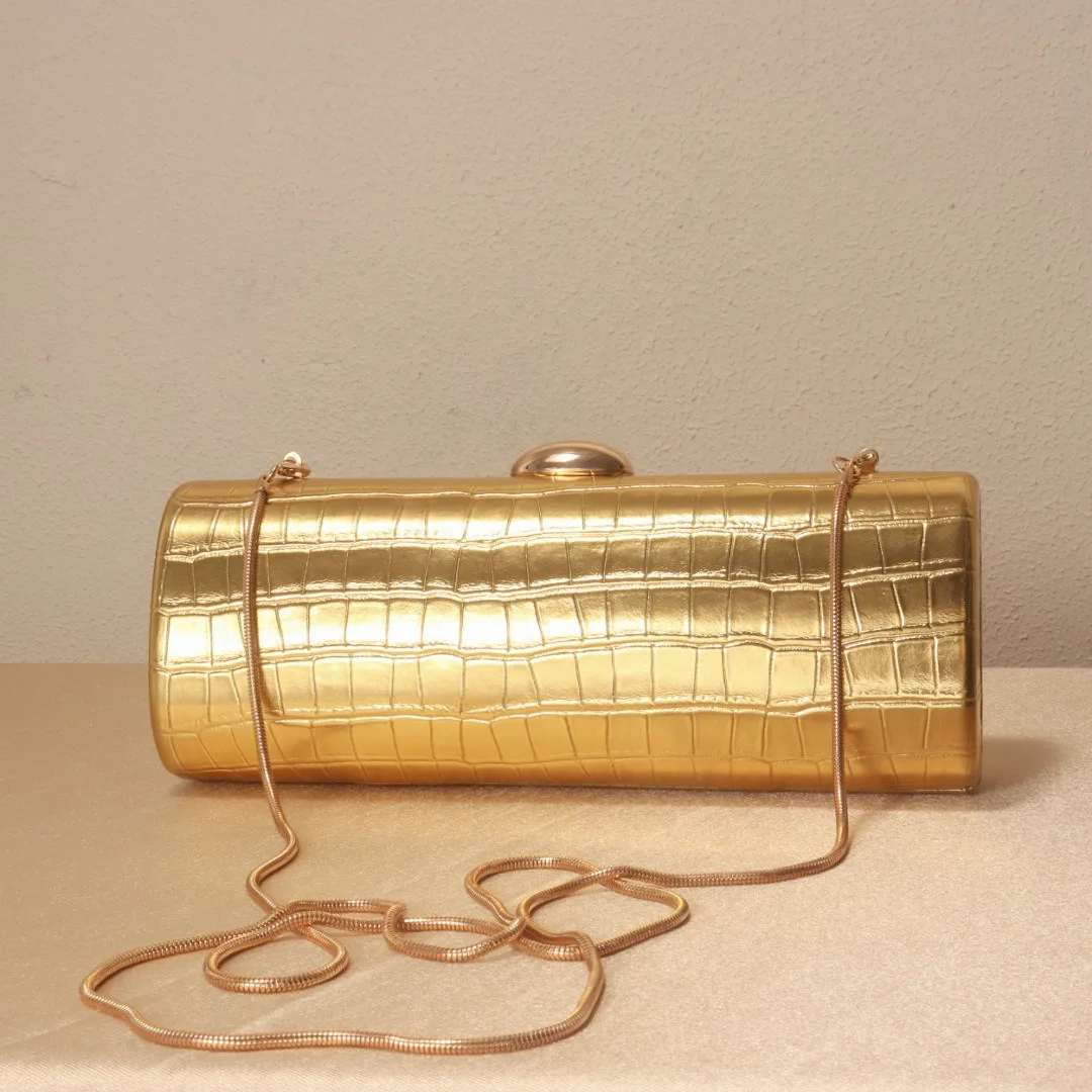 Elegant Leather Clutch — Image 11
