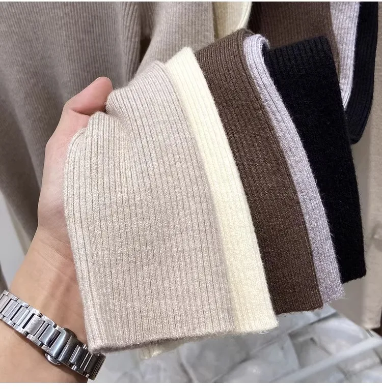 Solid Knitted Pullover — Image 8