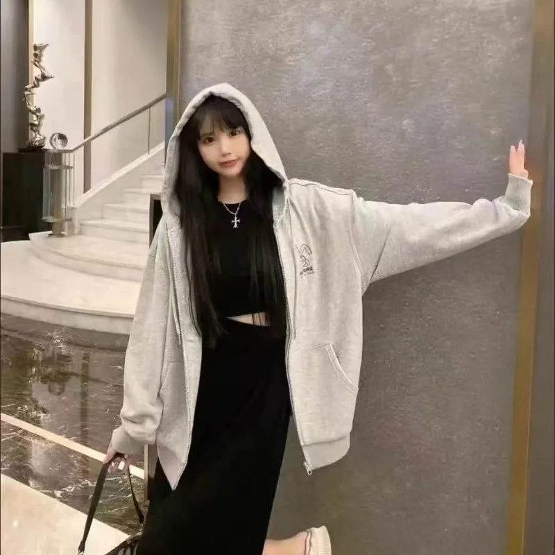 Sporty Hoodie with Zipper — Image 10