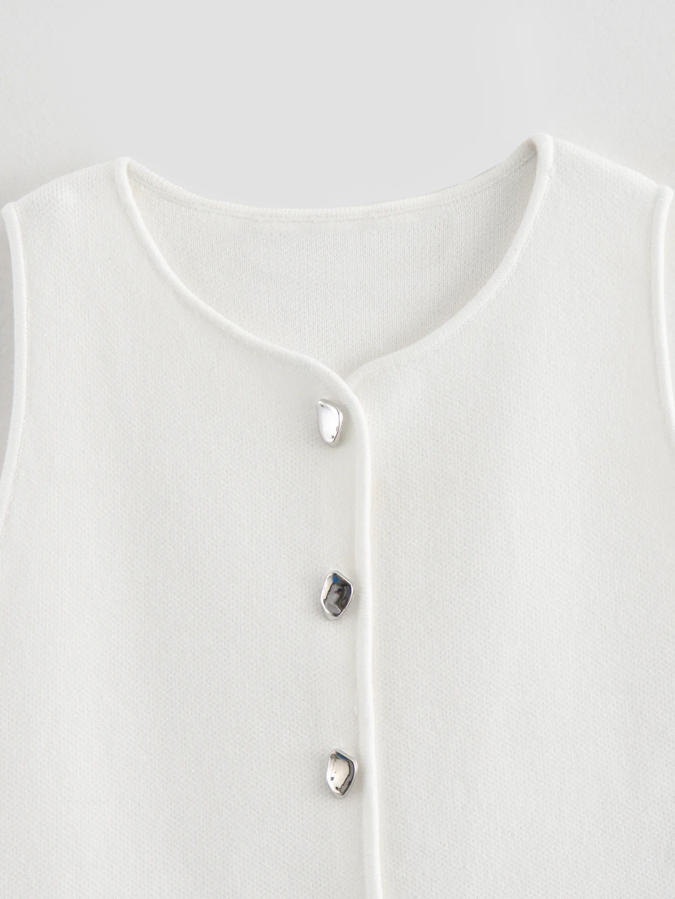Sleeveless Sweater — Image 16