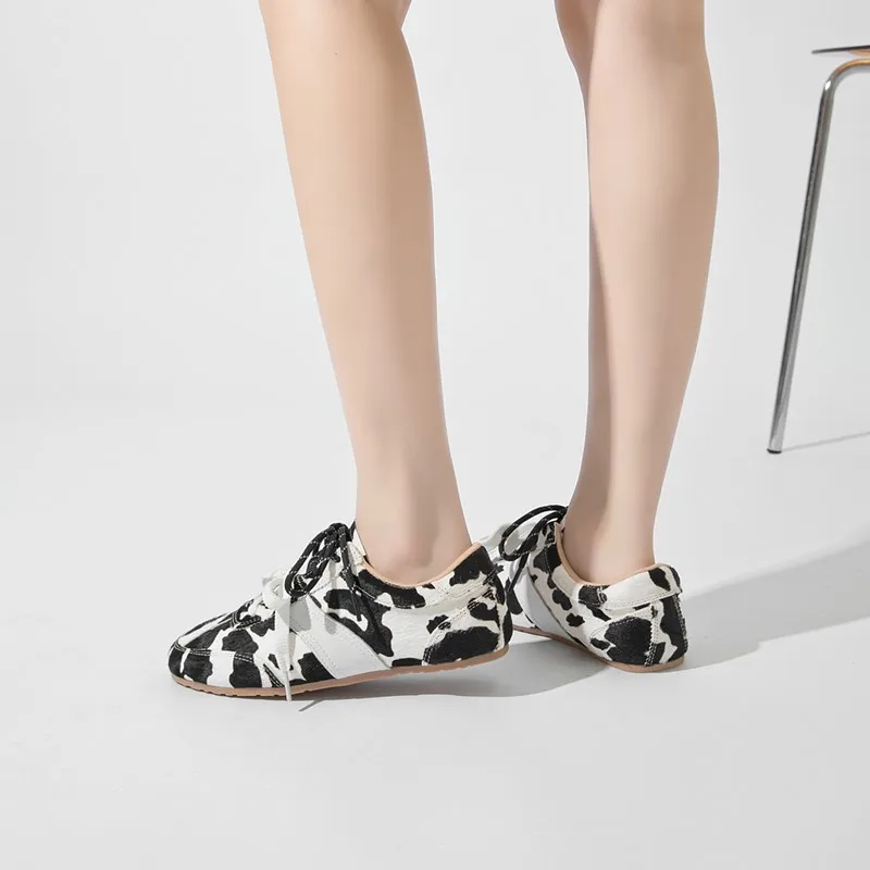 Leather Flat Shoes — Image 17