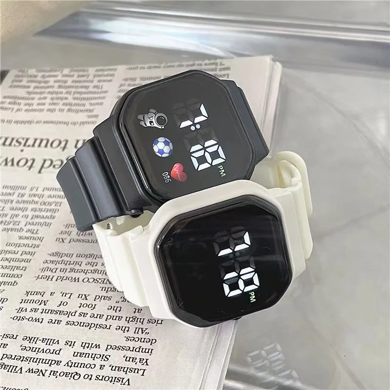 Kids' Sports Watch with Straps — Image 15