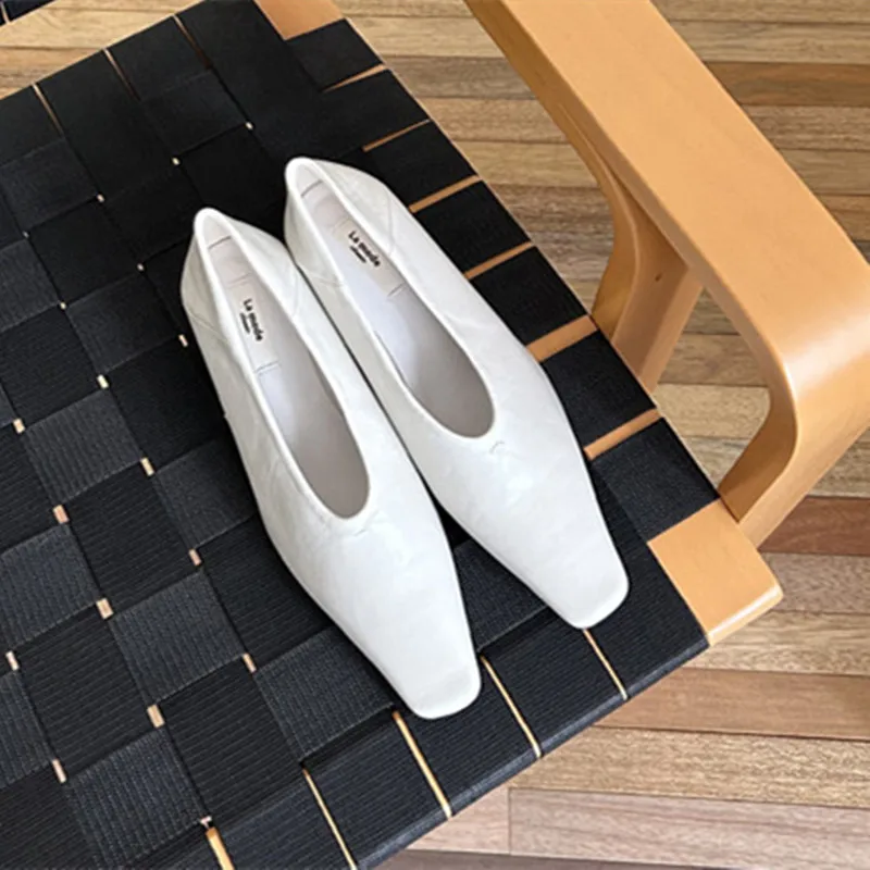 Elegant Heels — Image 22