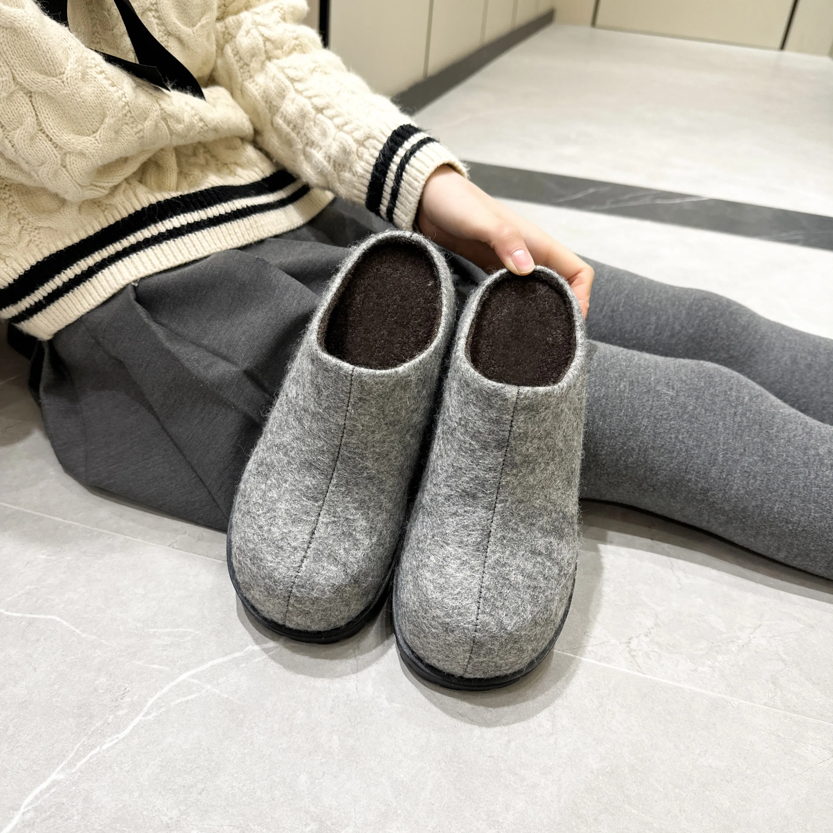 Autumn Round Slippers — Image 13