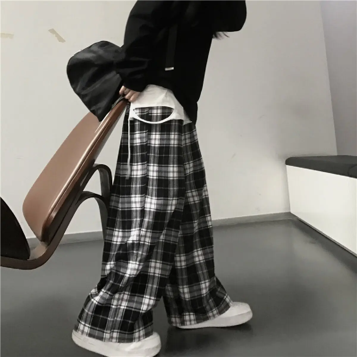 بنطال كاروهات رياضي — صورة 7