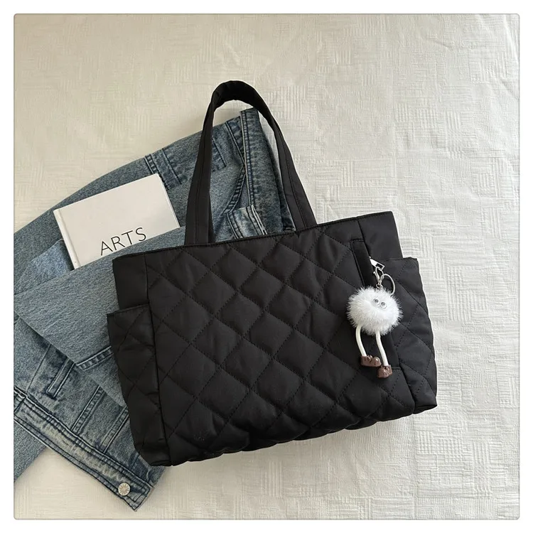 Padded Diamond Pattern Tote Bag — Image 20