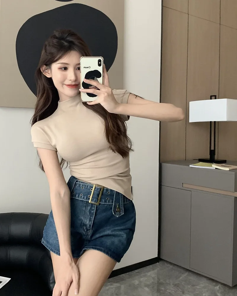 توب قصير كوري بأكمام قصيرة — صورة 5