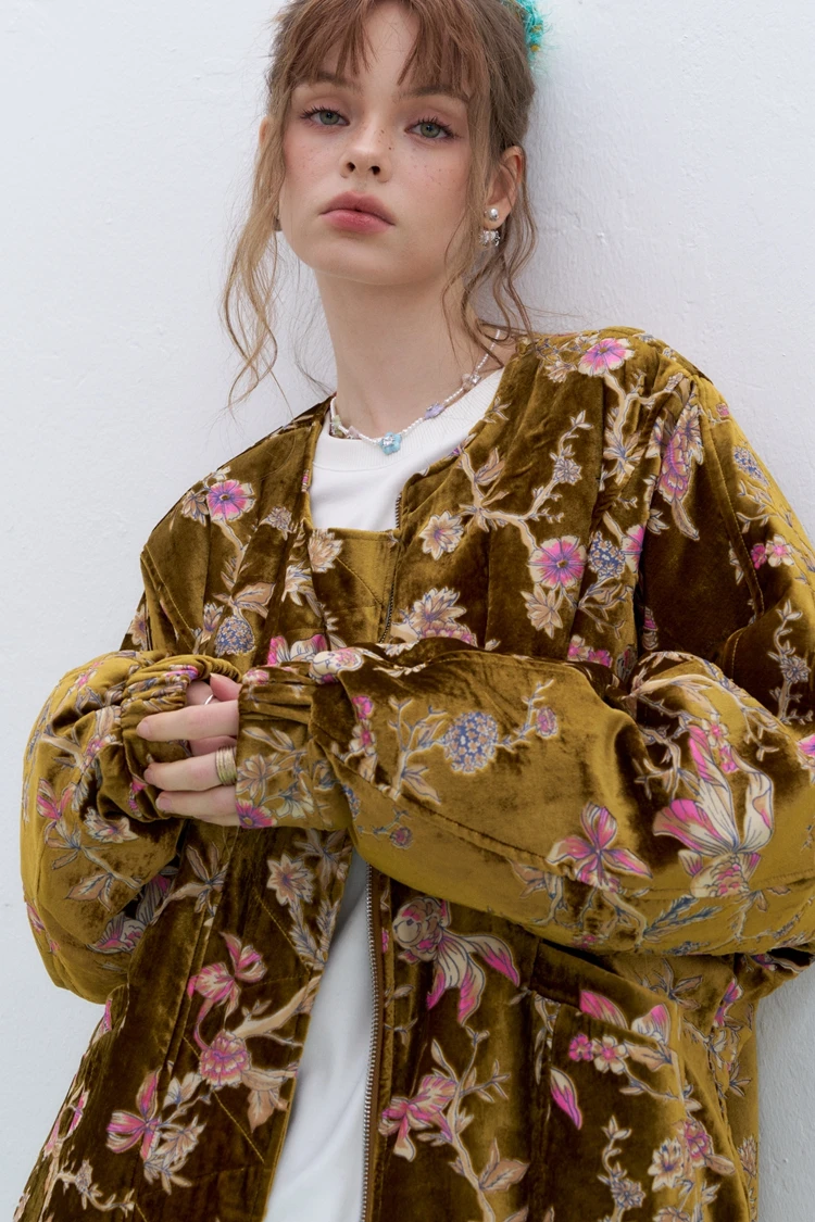 Velvet Short Jacket — Image 6