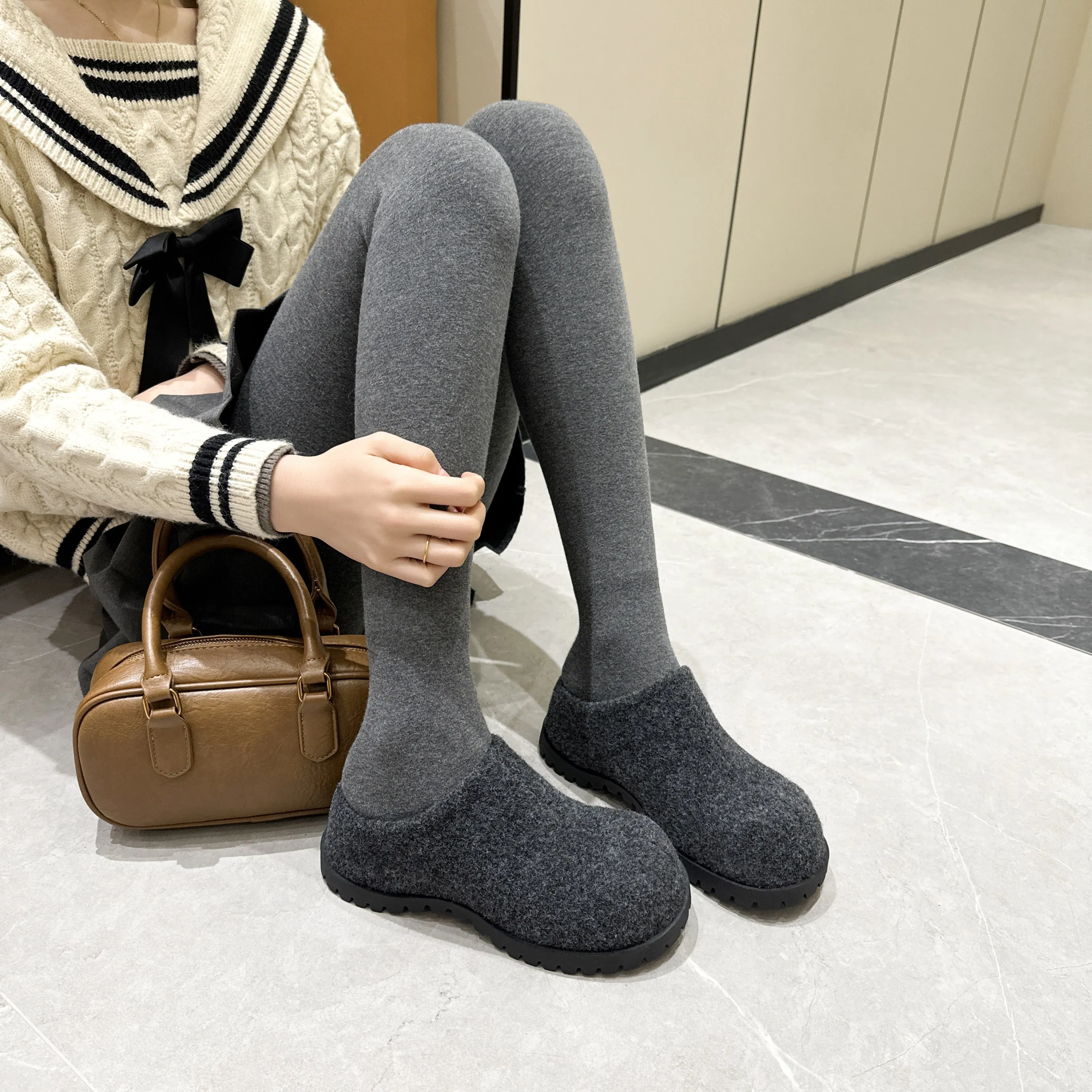 Autumn Round Slippers — Image 2