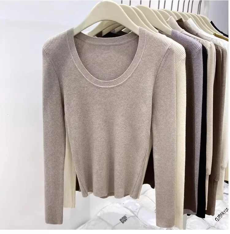Solid Knitted Pullover — Image 2