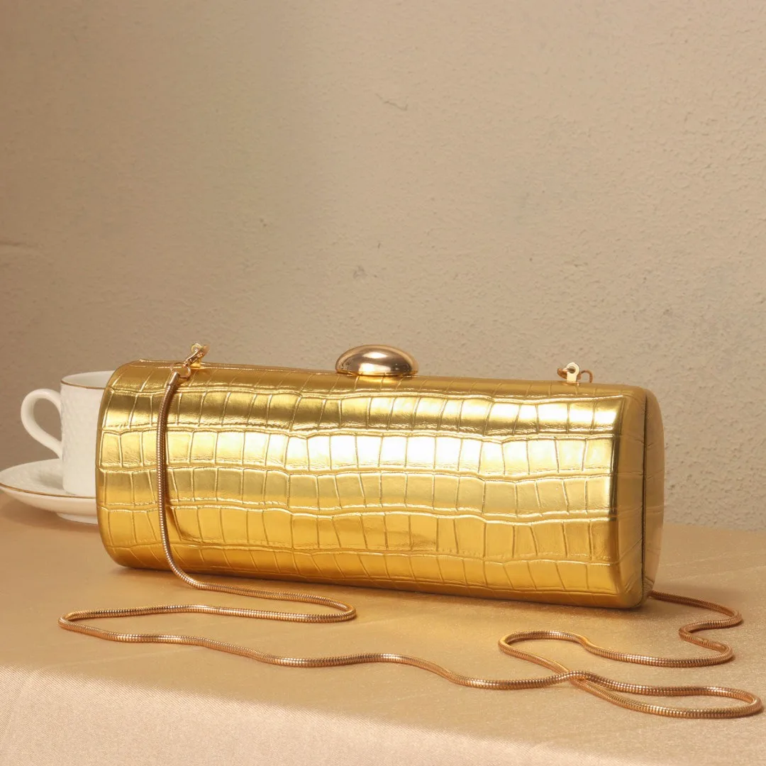Elegant Leather Clutch — Image 9