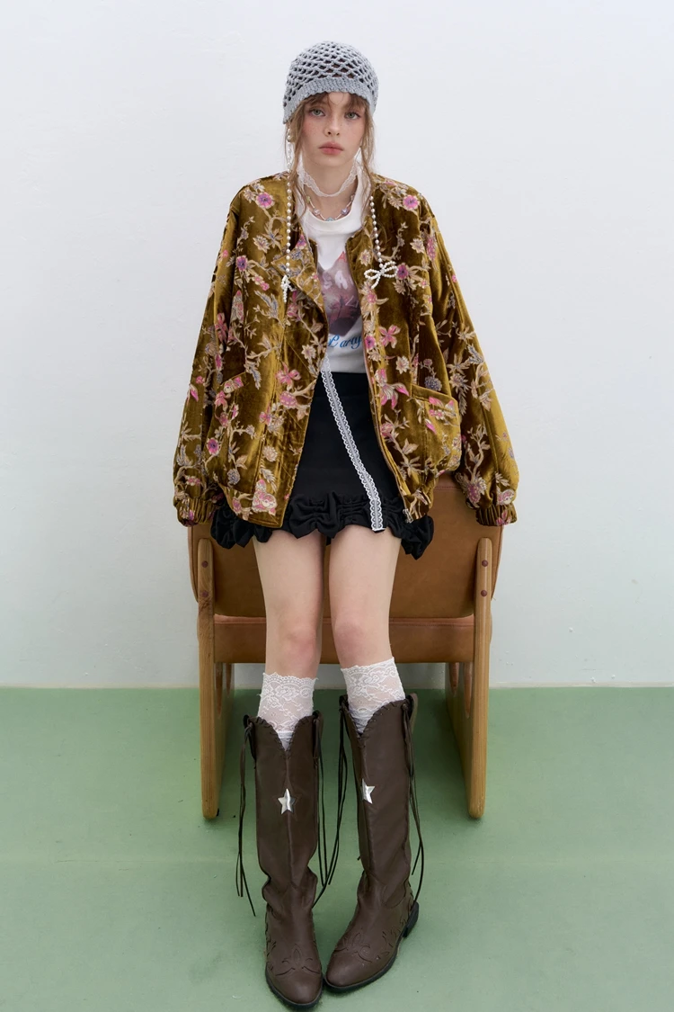Velvet Short Jacket — Image 9