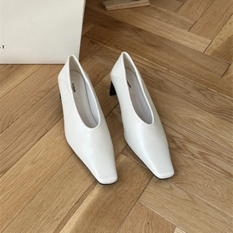 Elegant Heels — Image 21