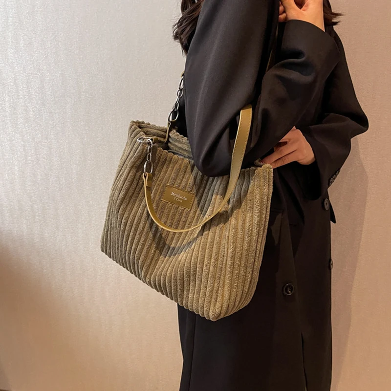 حقيبة كتف سادة — صورة 7