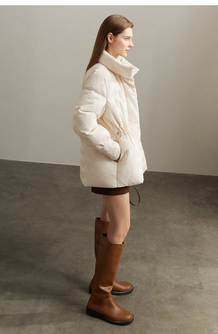 Minimalist Winter Coat — Image 28
