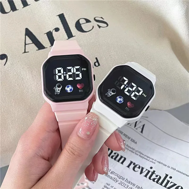 Kids' Sports Watch with Straps — Image 6