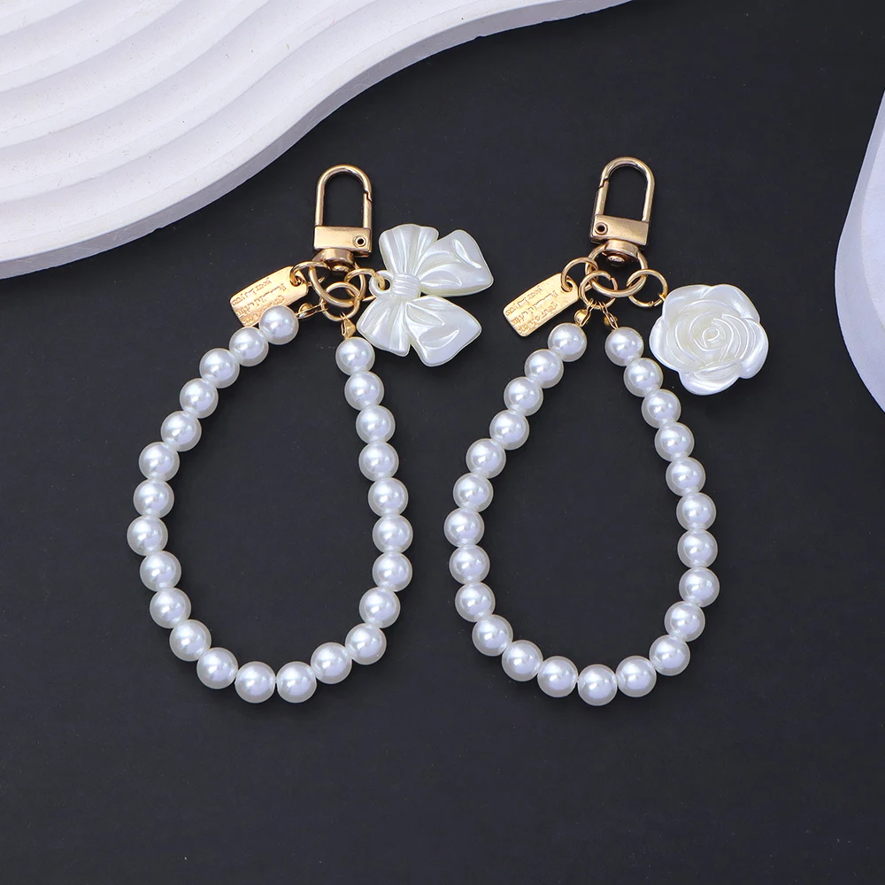 Pearl Bag with Chain — Image 11