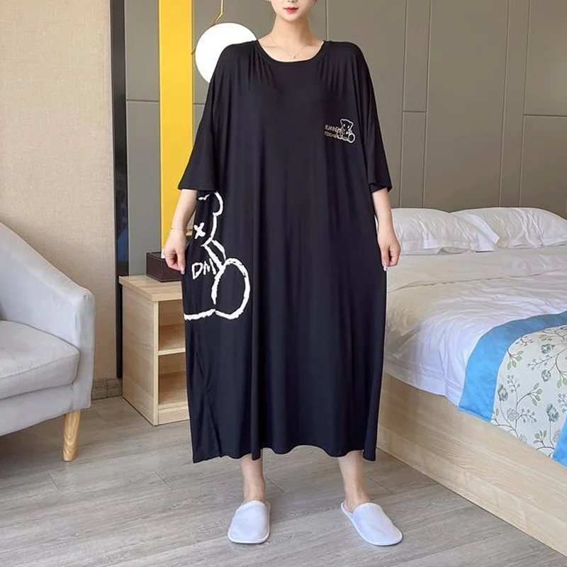 أسود