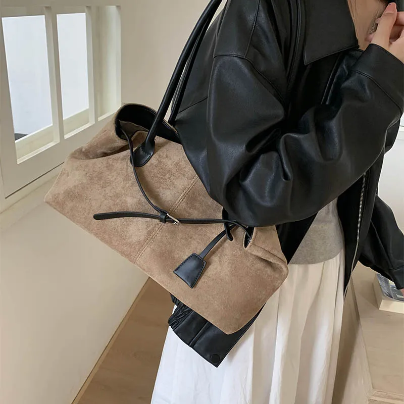 Leather Winter Shoulder Bag — Image 6