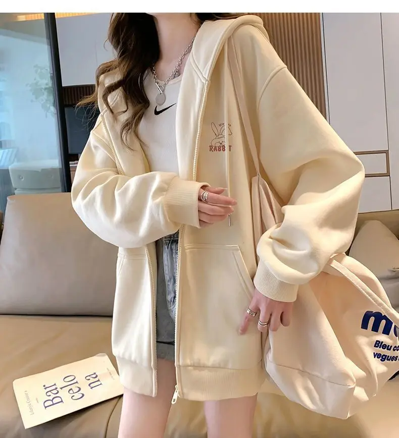 Sporty Hoodie with Zipper — Image 23
