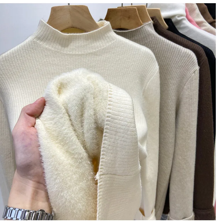 Elegant Velvet Turtleneck Winter Sweater — Image 16
