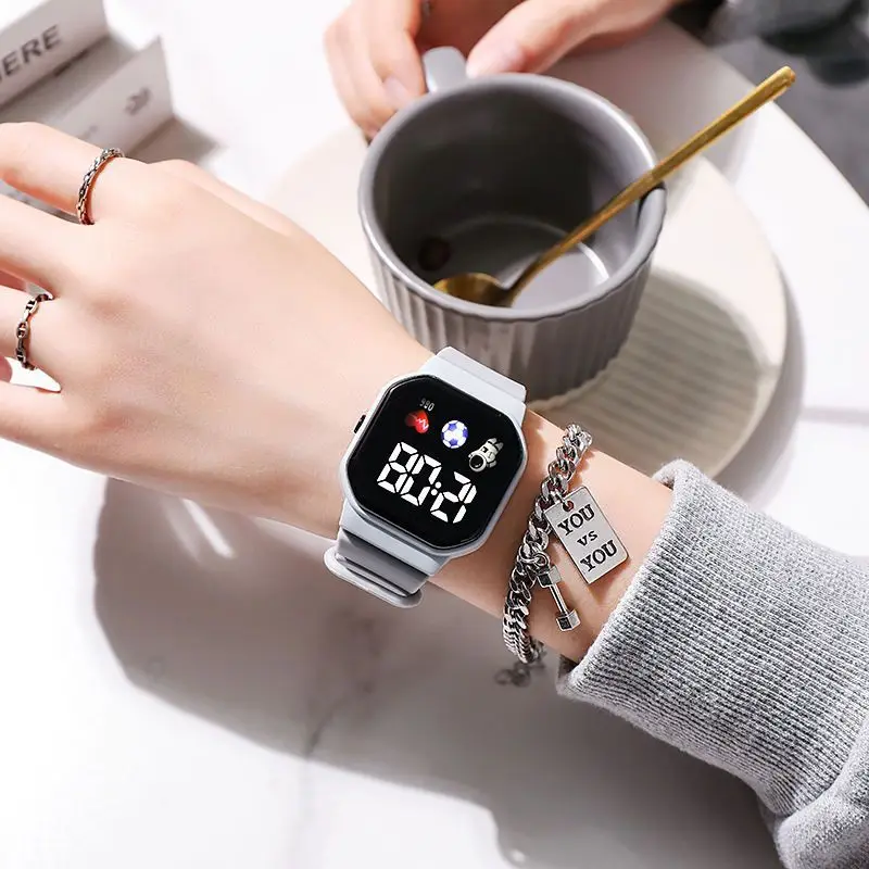 Kids' Sports Watch with Straps — Image 13