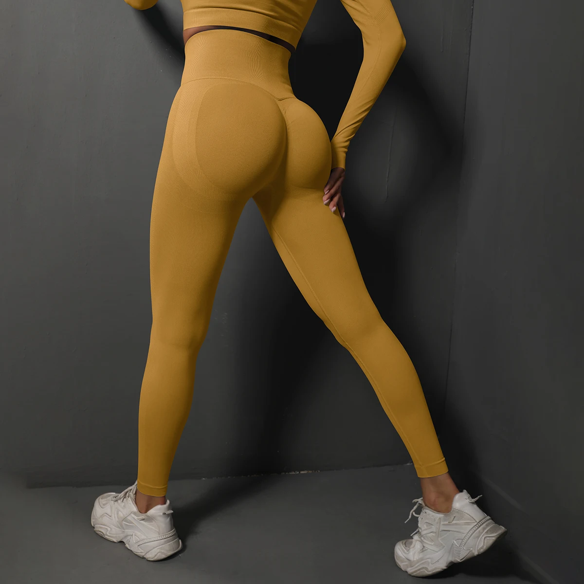 Seamless High-Waisted Leggings — Image 21