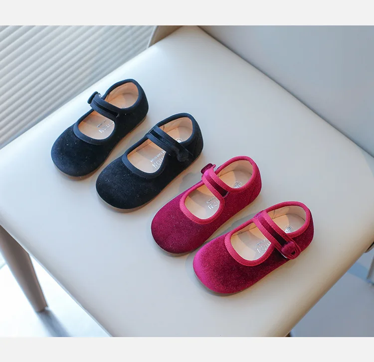Girls' Casual Solid Autumn Flats — Image 4