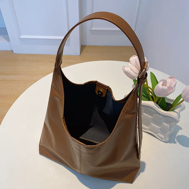 Retro Tote Bag — Image 4