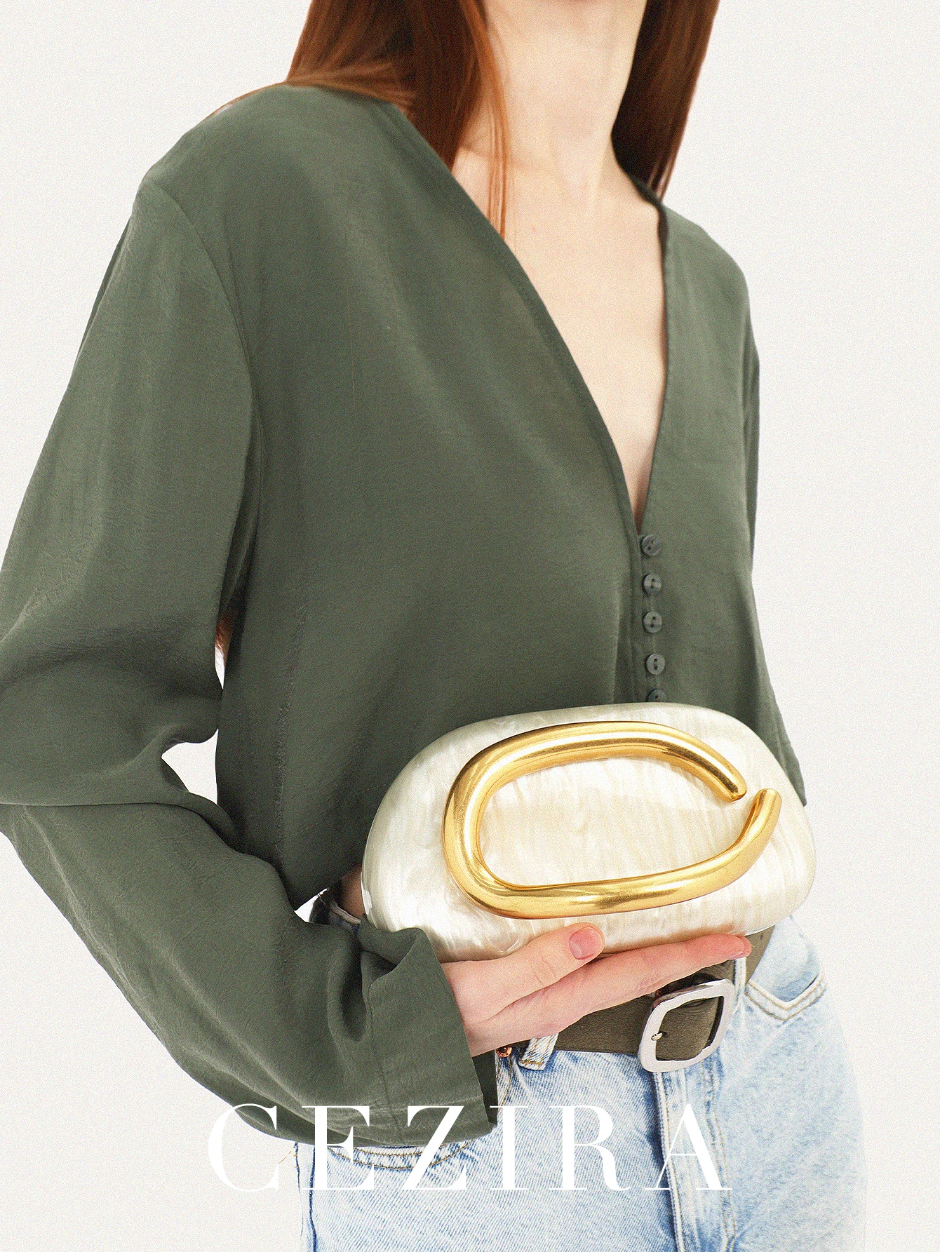 Elegant Clutch — Image 8