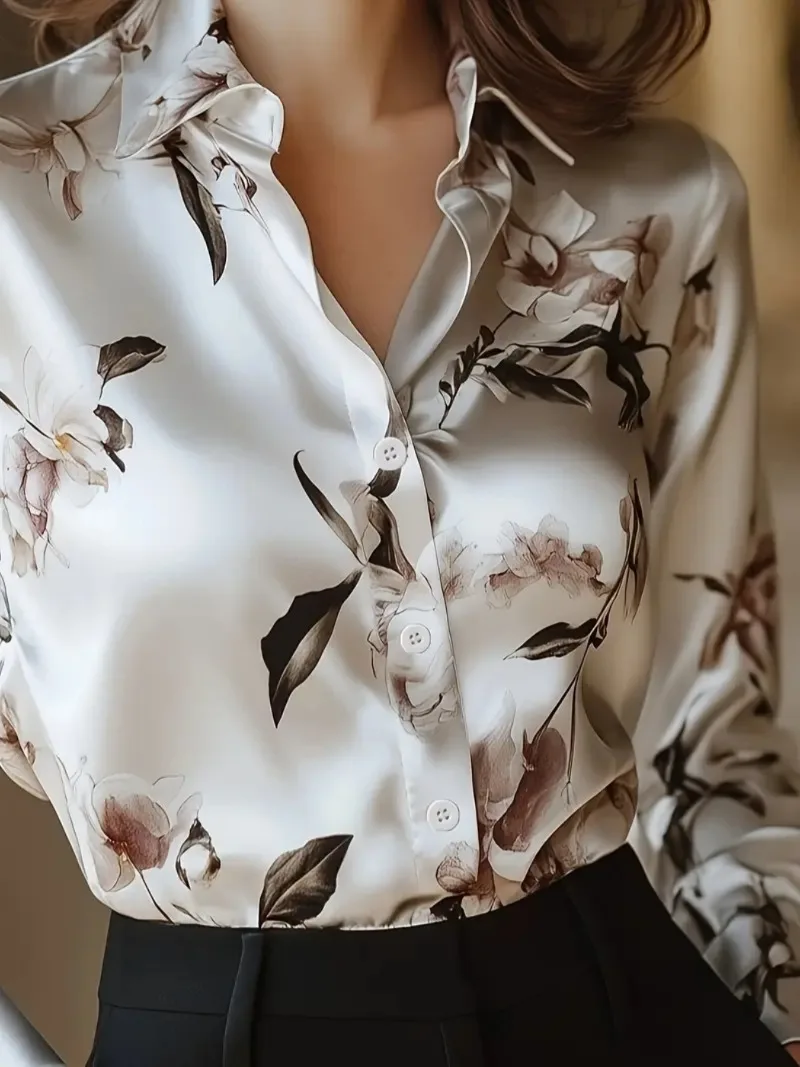 قميص بنقشة ورود ساتان أنيق — صورة 8