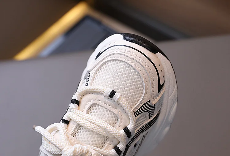 Boys' Breathable Mesh Autumn Shoes — Image 2