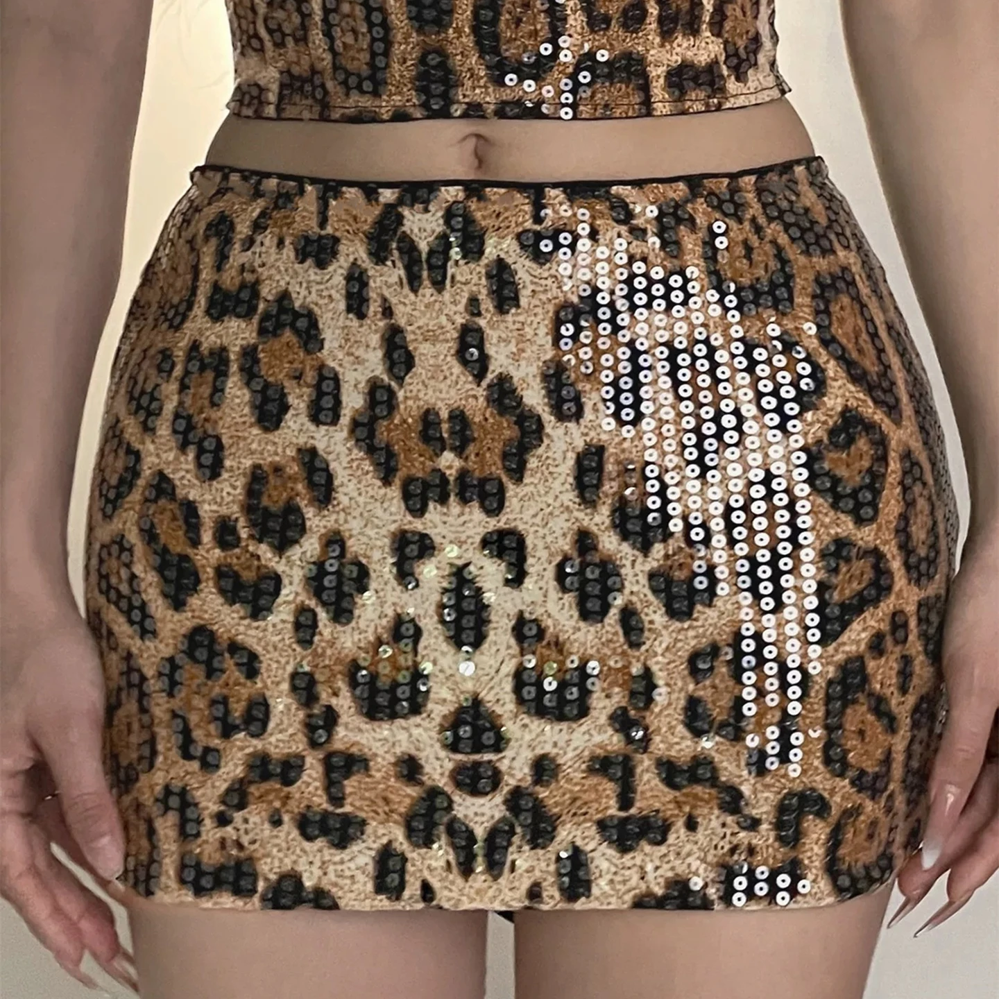 Elegant Summer High-Waisted Mini Skirt — Image 10