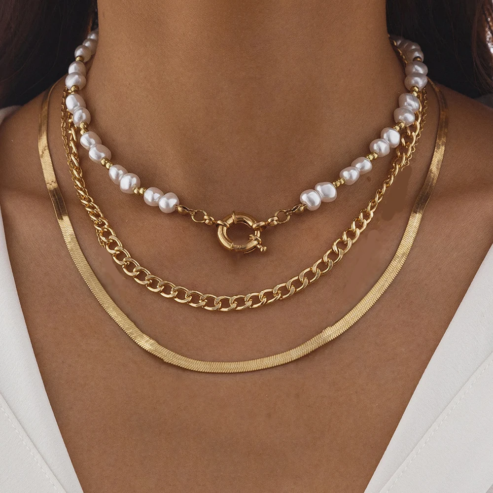 Elegant Pearl Asymmetric Necklace — Image 3