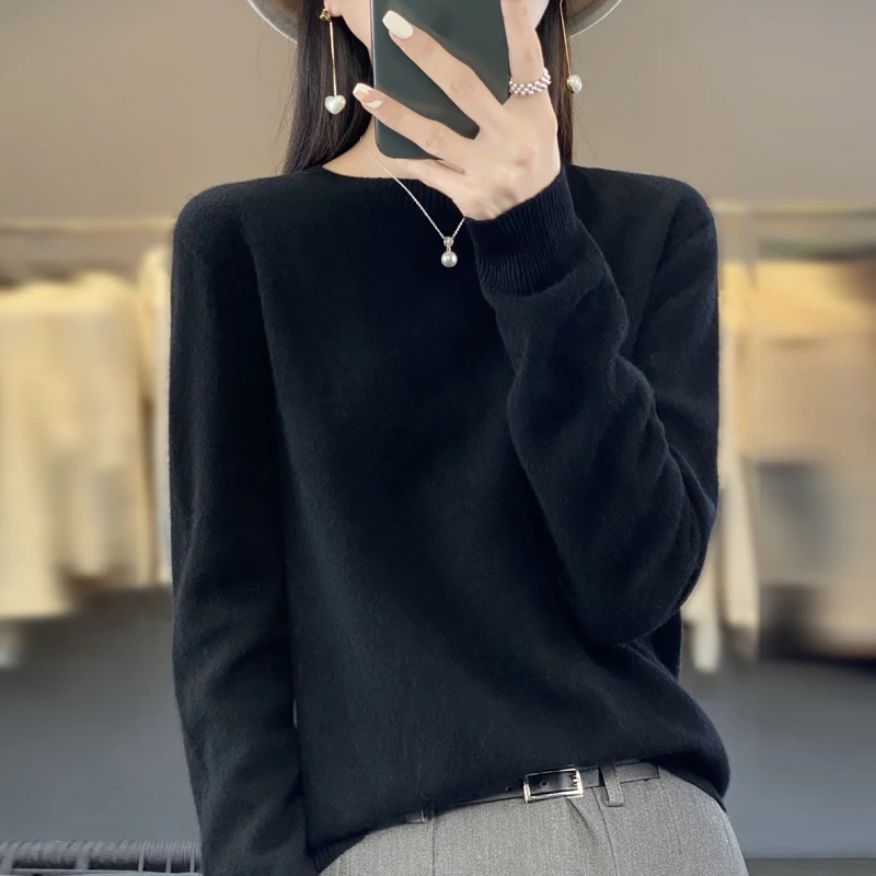أسود
