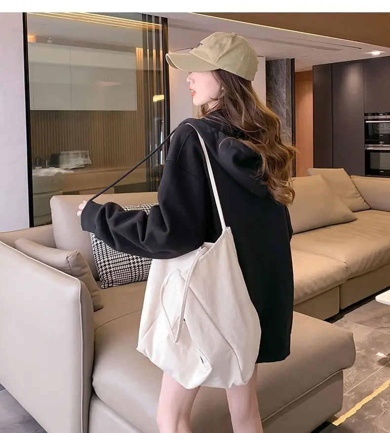 Sporty Hoodie with Zipper — Image 21